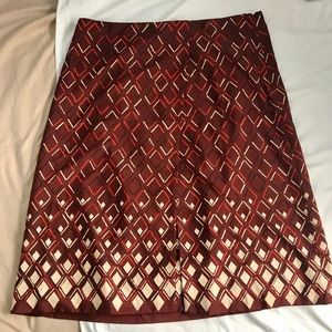 Beautiful EUC Eddie Bauer Burgundy Skirt, Size 10